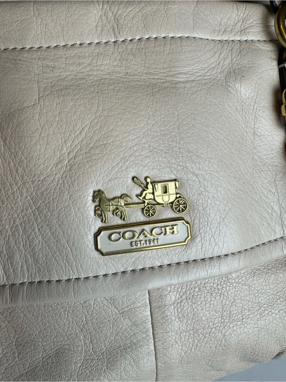 Authentic Coach Madison Flap Carryall – Style 18621